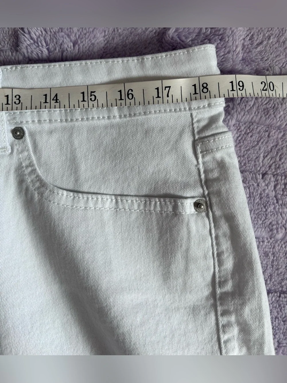 Jordache White Denim Shorts with Cuffed Hems Size 14